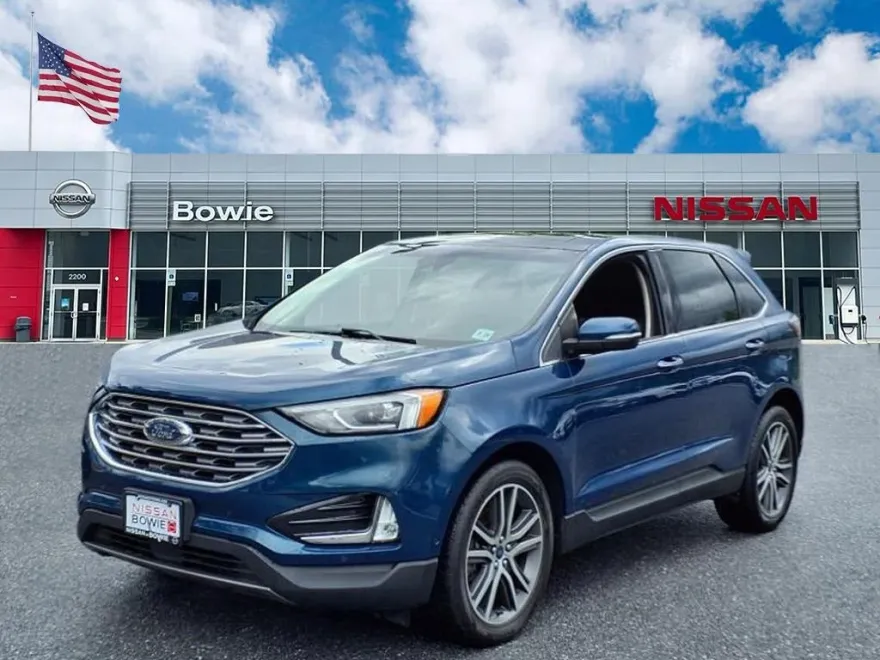 2020 Ford Edge Titanium photo 1