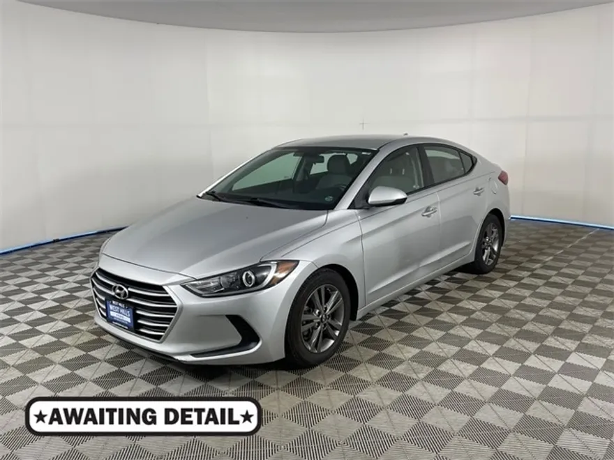 2018 Hyundai Elantra SEL photo 1