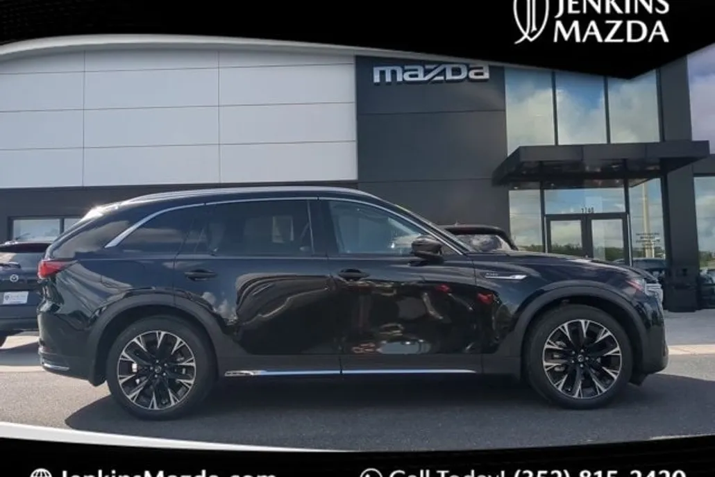 2024 Mazda CX-90 Plug-in Hybrid Premium photo 1
