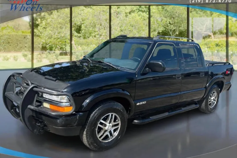 2003 Chevrolet S-10 Pickup photo 1