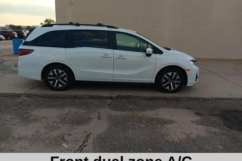 2026 Honda Odyssey EX-L photo 1