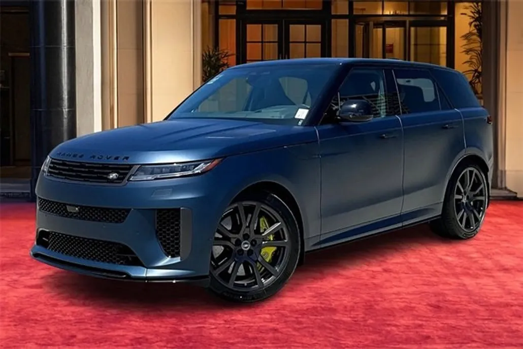 2025 Land Rover Range Rover Sport photo 1