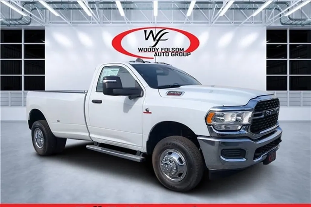 2024 Ram 3500 Tradesman photo 1