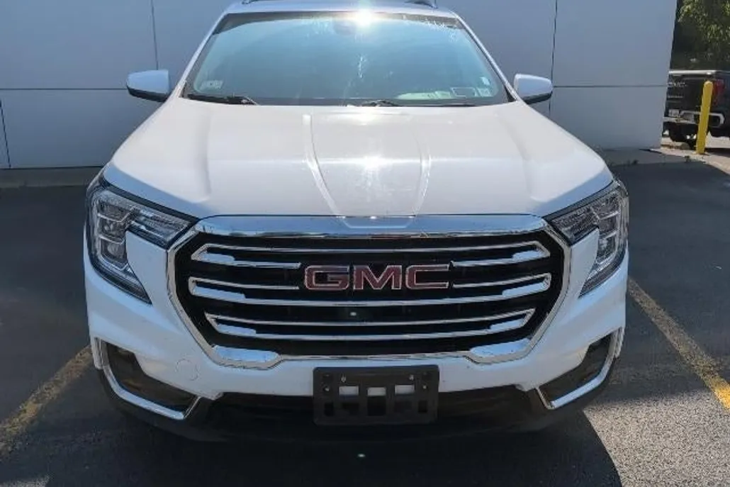 2023 Gmc Terrain SLT photo 1