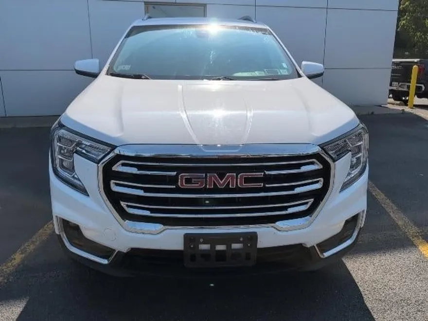 2023 Gmc Terrain SLT photo 1