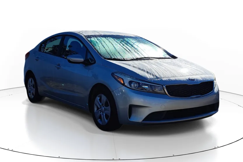 2018 Kia Forte LX Base photo 1
