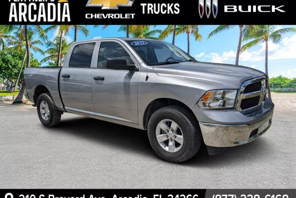 2022 Ram 1500 Classic SLT photo 1