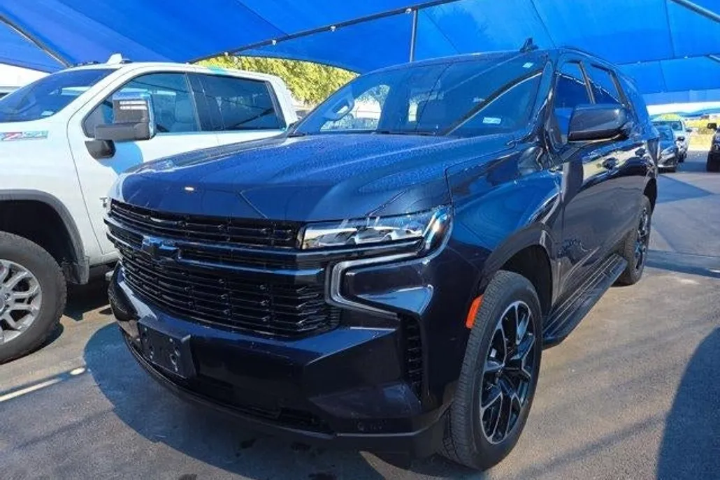 2022 Chevrolet Tahoe RST photo 1