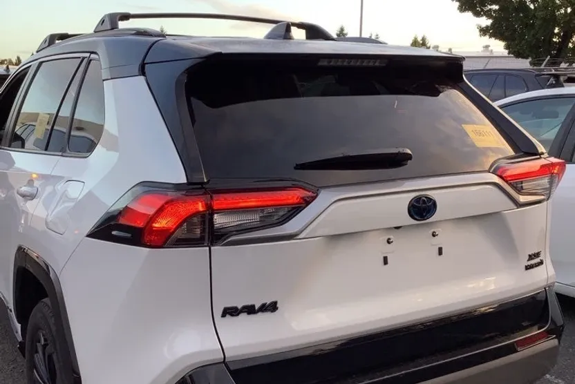2024 Toyota RAV4 Hybrid XSE photo 1