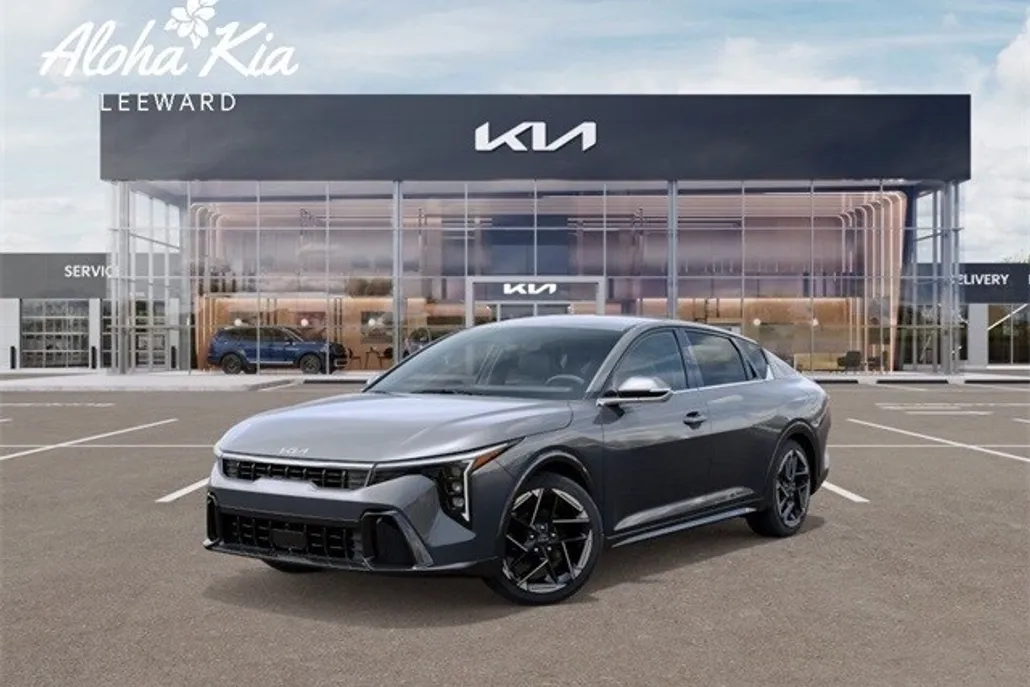 2025 Kia K4 GT-Line photo 1