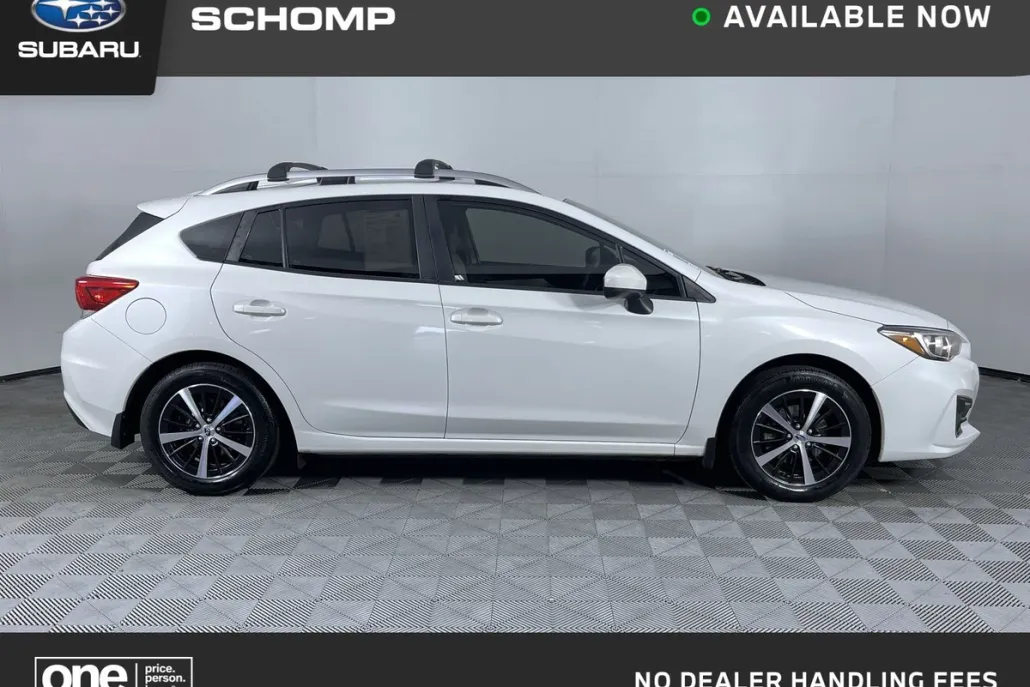 2019 Subaru Impreza Premium photo 1