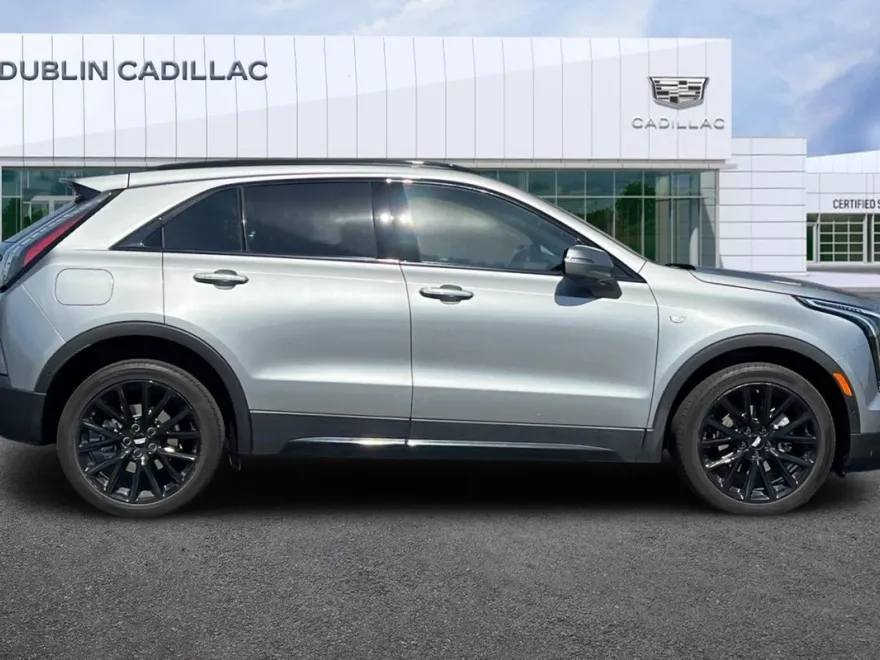 2023 Cadillac XT4 Sport photo 1