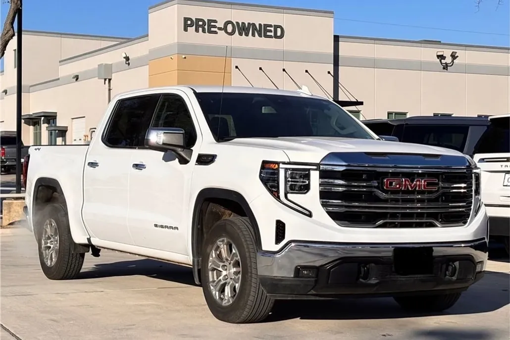 2024 Gmc Sierra 1500 SLT photo 1