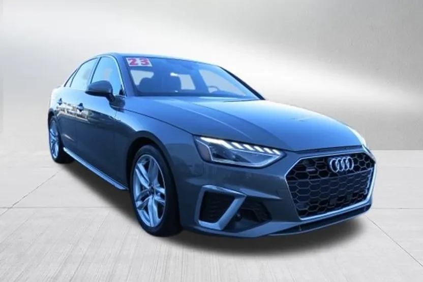 2023 Audi A4 S line Premium Plus 45 TFSI Quattro photo 1