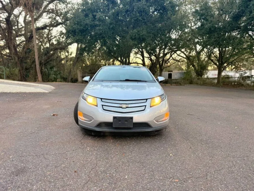 2015 Chevrolet Volt Premium photo 1
