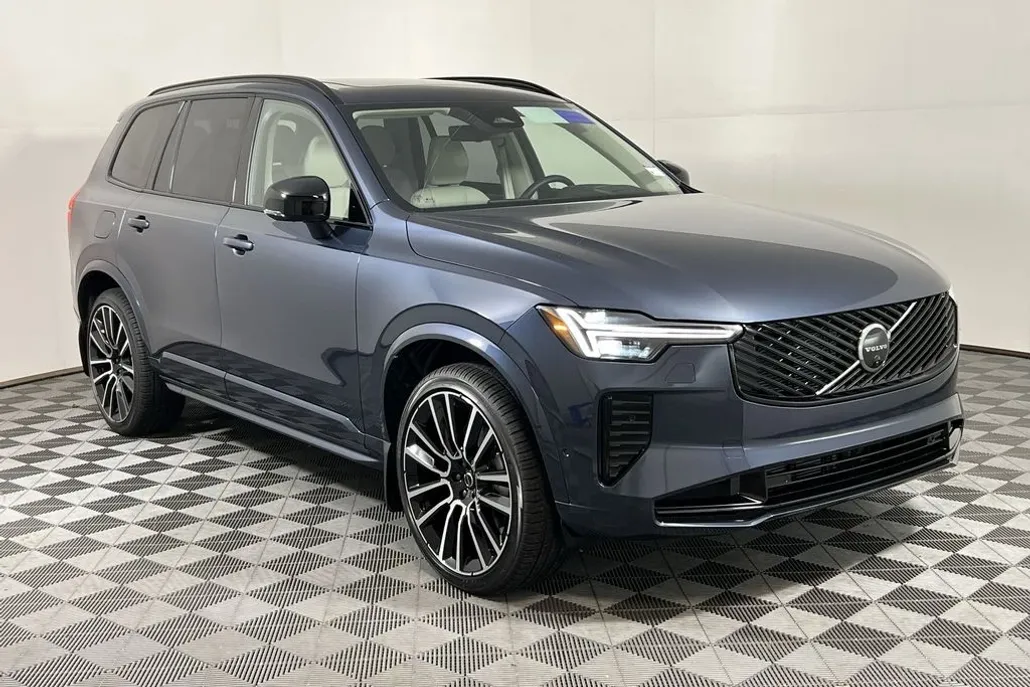 2026 Volvo XC90 photo 1
