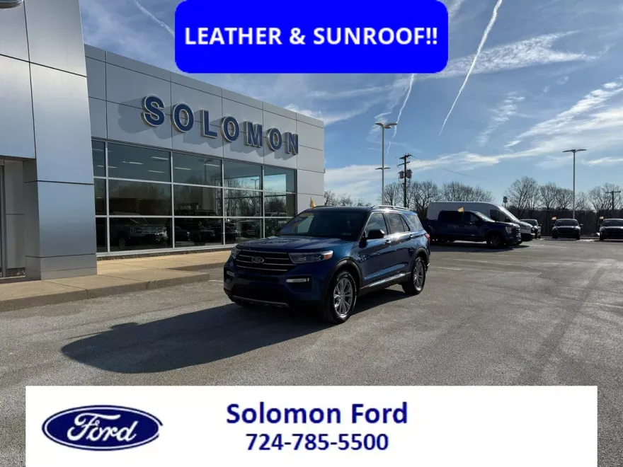 2023 Ford Explorer XLT photo 1