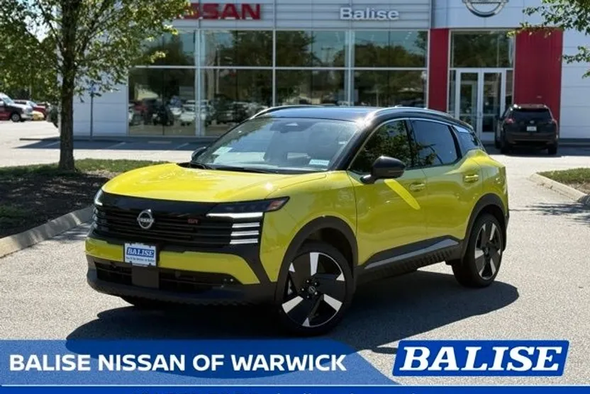 2025 Nissan Kicks SR photo 1