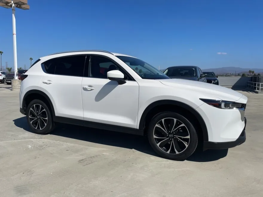 2022 Mazda CX-5 2.5 Premium Plus photo 1