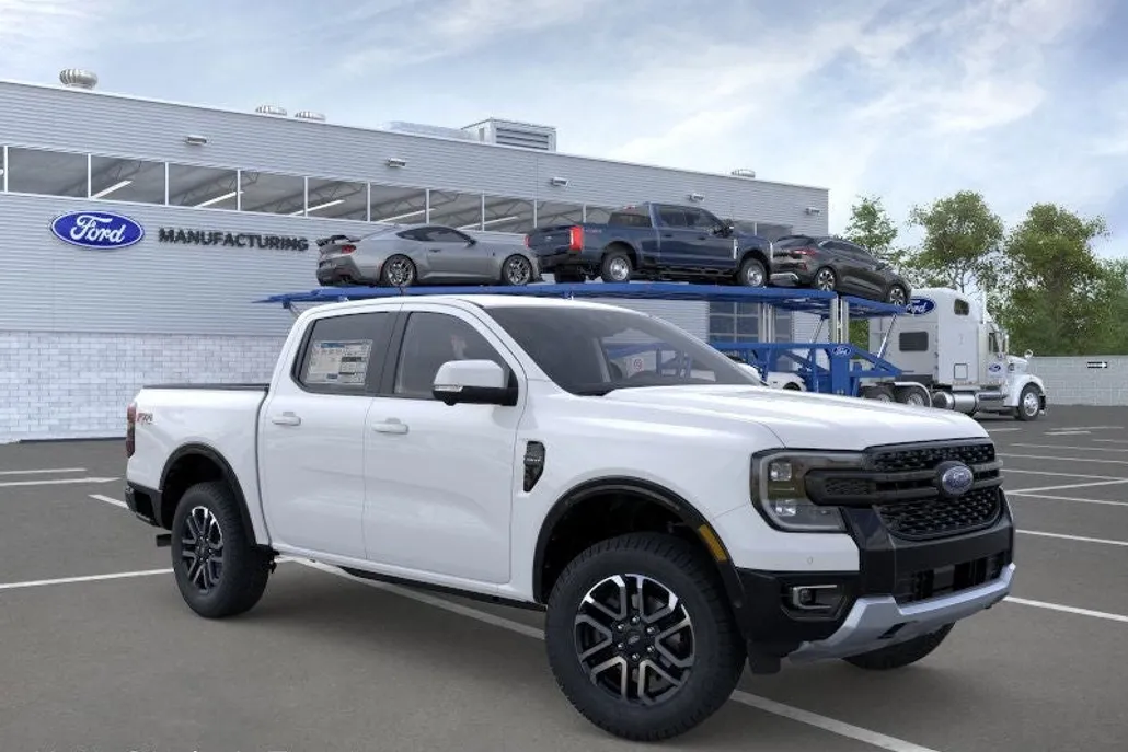 2025 Ford Ranger Lariat photo 1