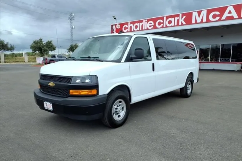 2025 Chevrolet Express Passenger LS photo 1
