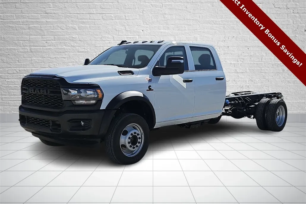 2024 Ram 5500 Tradesman photo 1