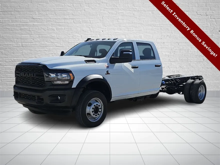 2024 Ram 5500 Tradesman photo 1