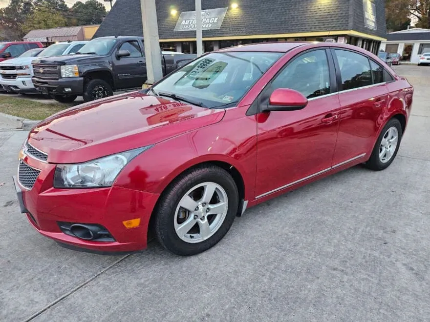 2014 Chevrolet Cruze photo 1