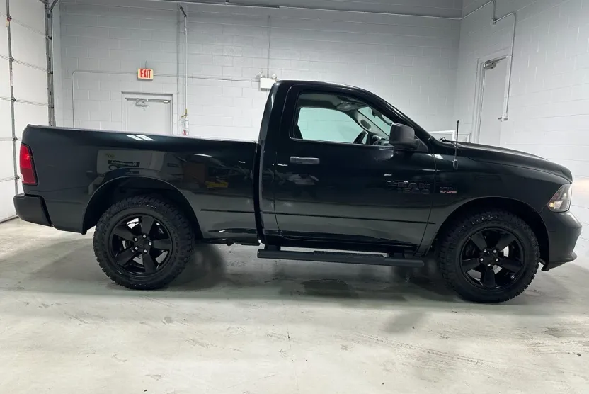 2015 Ram 1500 Express photo 1