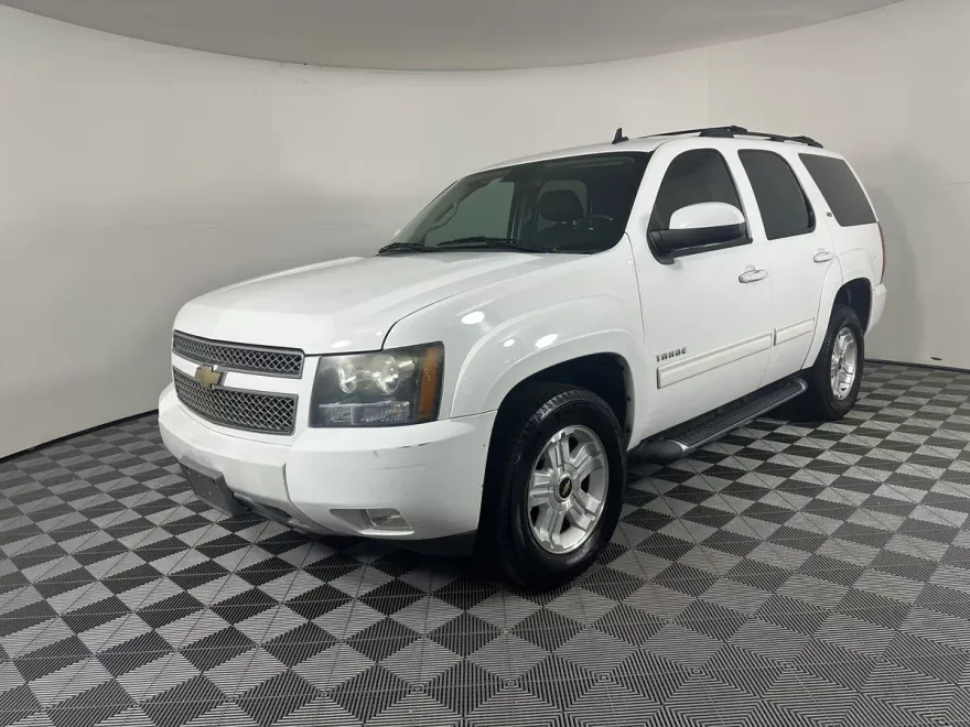 2011 Chevrolet Tahoe LT photo 1