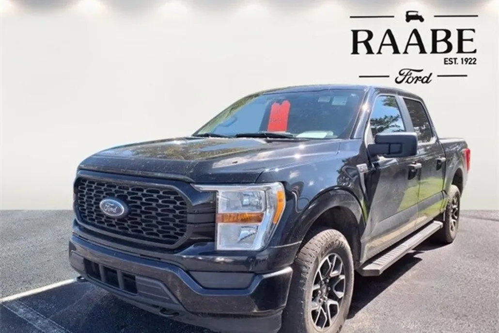 2022 Ford F-150 XL photo 1