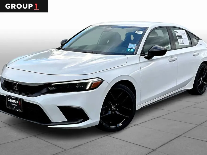2023 Honda Civic Hatchback Sport photo 1