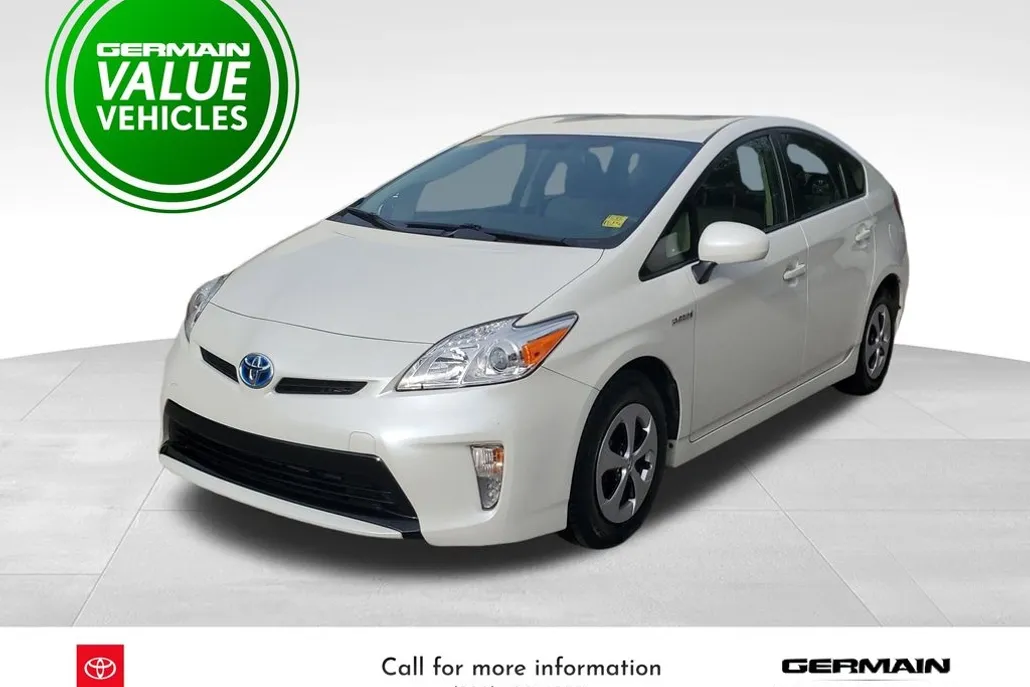 2012 Toyota Prius Two photo 1