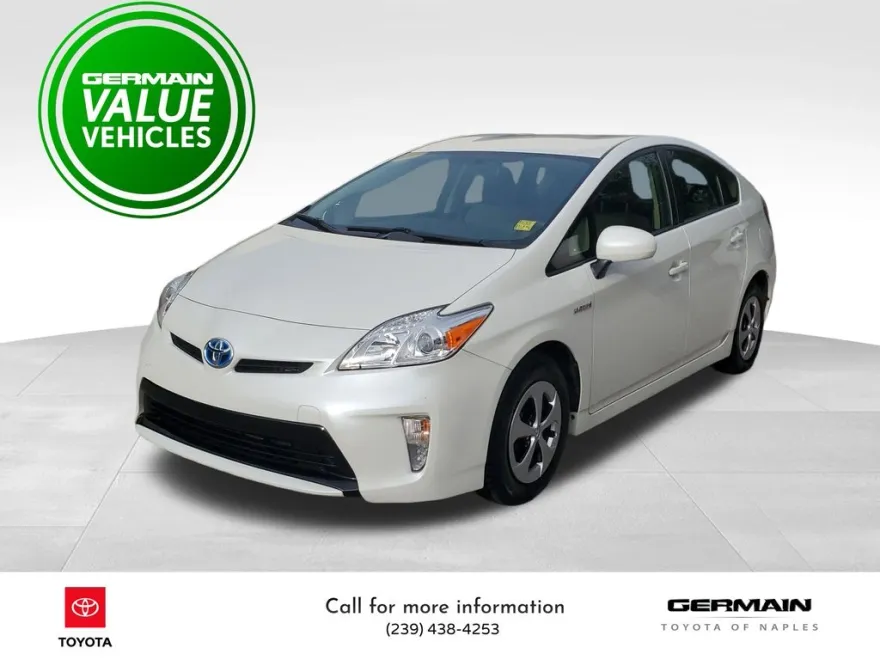 2012 Toyota Prius Two photo 1