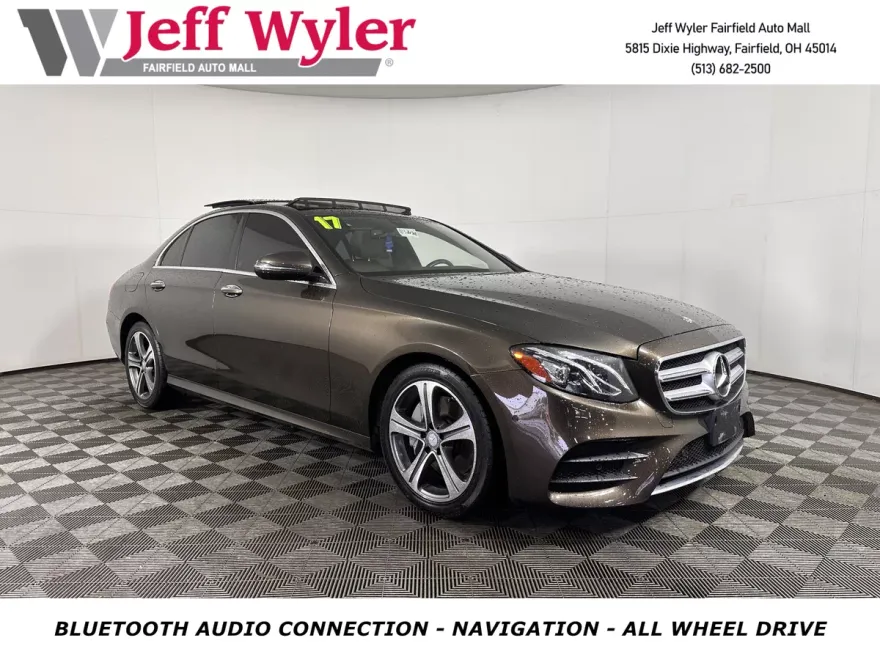 2017 Mercedes Benz E photo 1