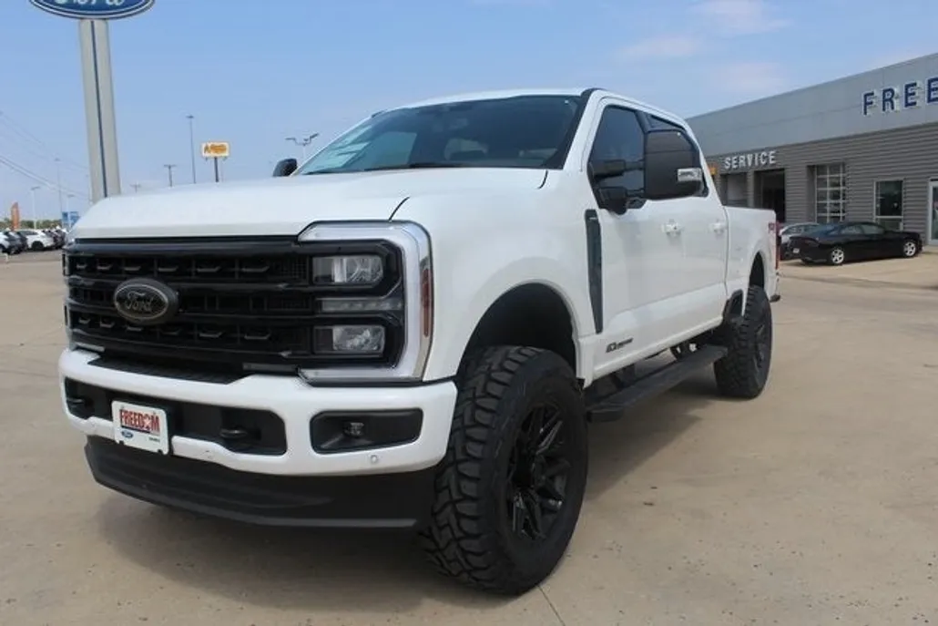 2024 Ford F-250 photo 1