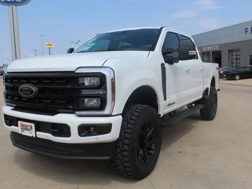 2024 Ford F-250 photo 1