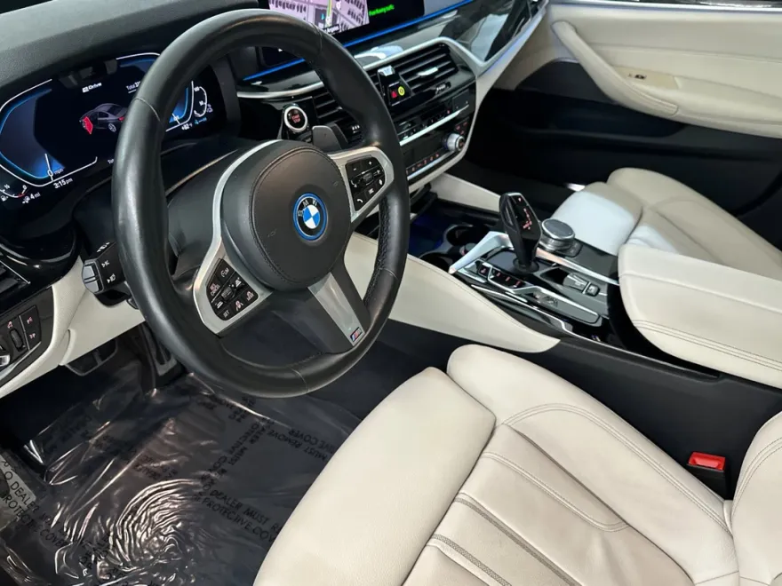 2022 Bmw 530e photo 1