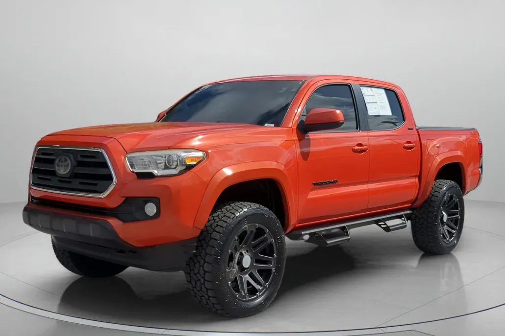 2018 Toyota Tacoma SR5 V6 photo 1