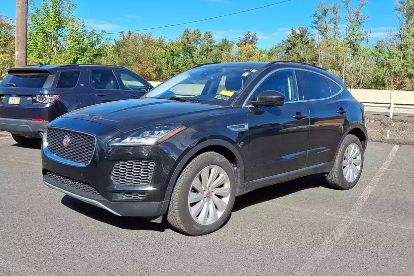 2020 Jaguar E-PACE SE P250 photo 1