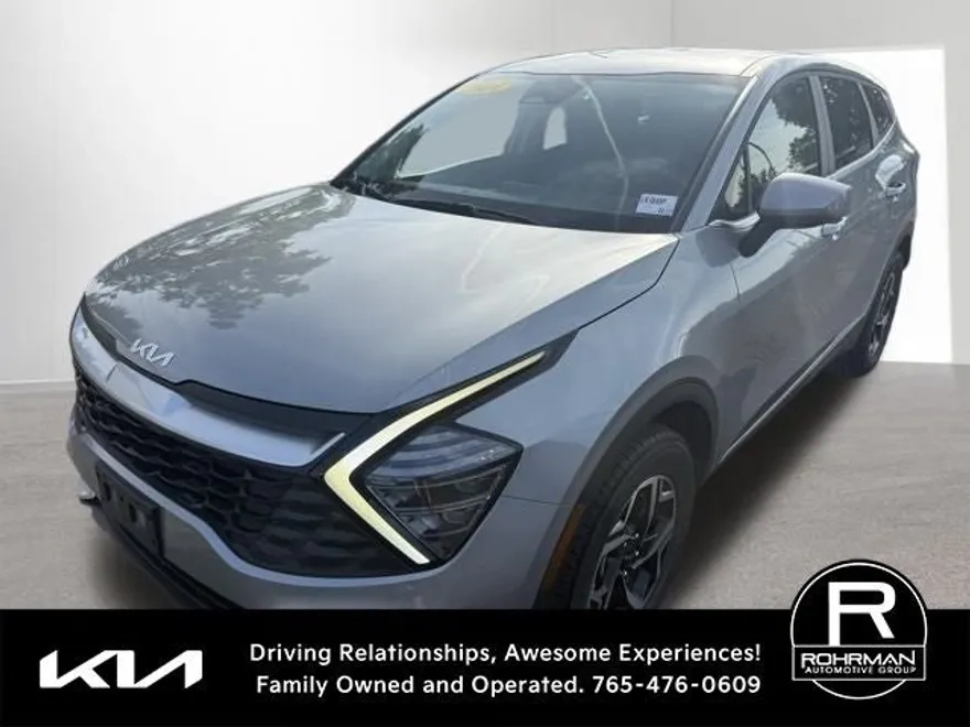 2024 Kia Sportage LX photo 1