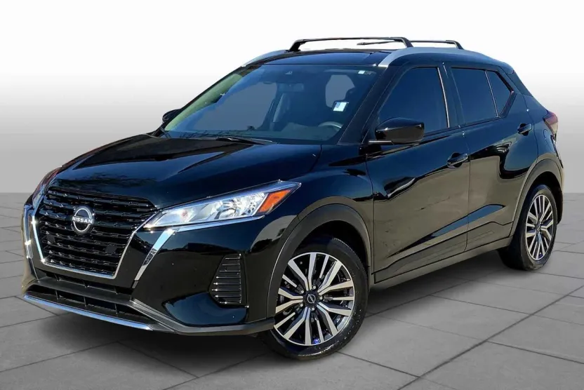 2023 Nissan Kicks SV photo 1