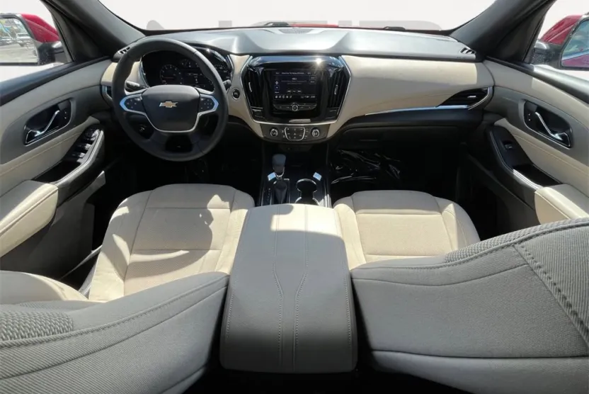 2023 Chevrolet Traverse Cloth photo 1