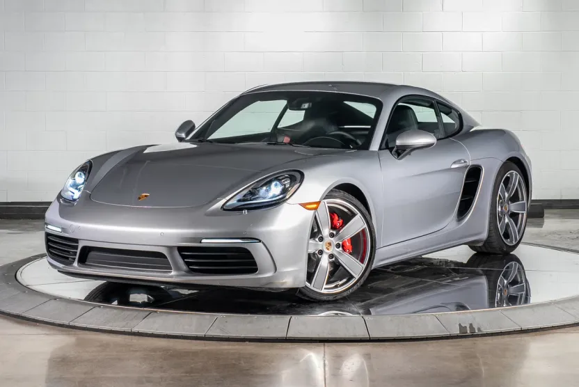 2025 Porsche Cayman S photo 1