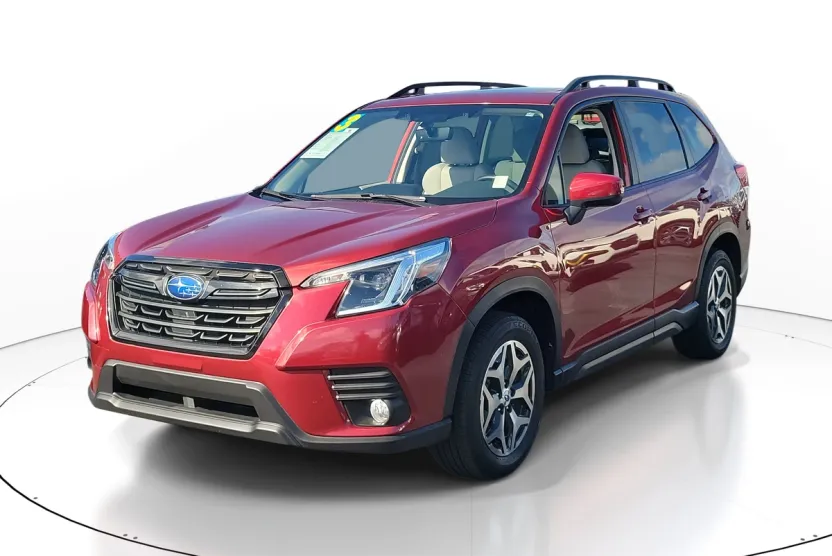 2023 Subaru Forester Premium photo 1