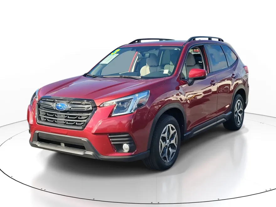 2023 Subaru Forester Premium photo 1