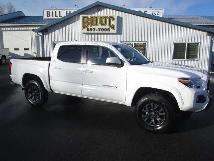 2023 Toyota Tacoma SR5 photo 1