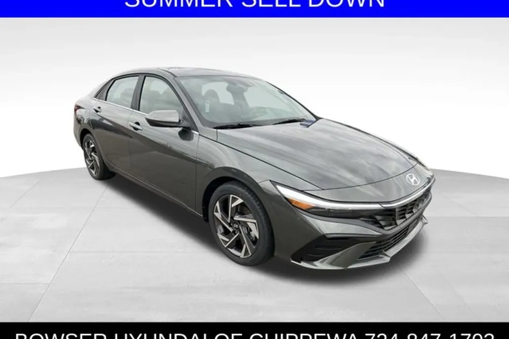 2024 Hyundai Elantra SEL Convenience photo 1