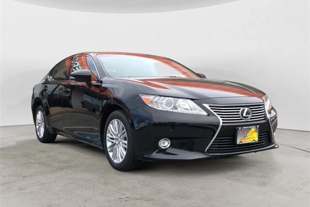 2014 Lexus ES 350 photo 1