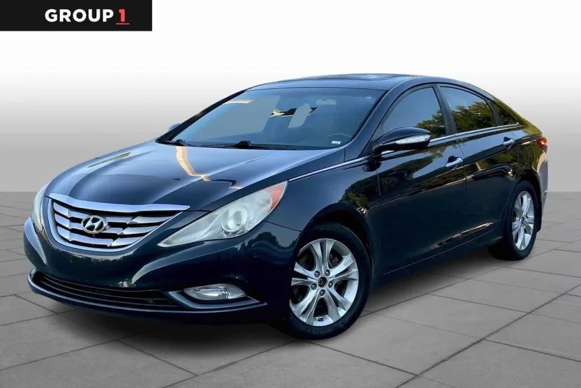 2011 Hyundai Sonata photo 1